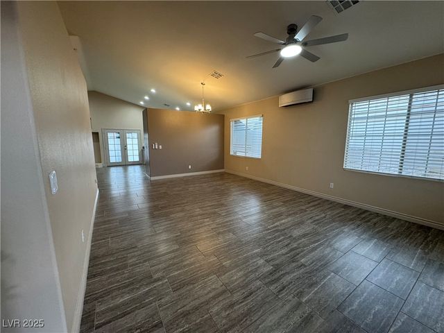 2503 Hollow Oak Avenue, North Las Vegas, NV 89031