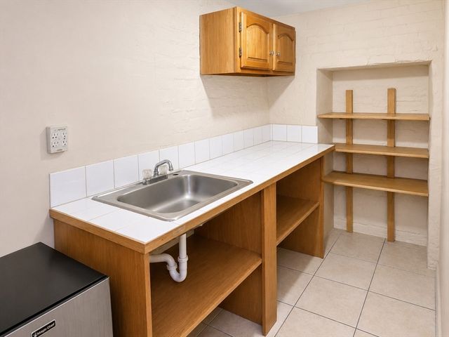 56 Marlborough St, Chelsea, MA 02150