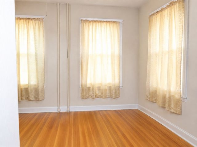 56 Marlborough St, Chelsea, MA 02150