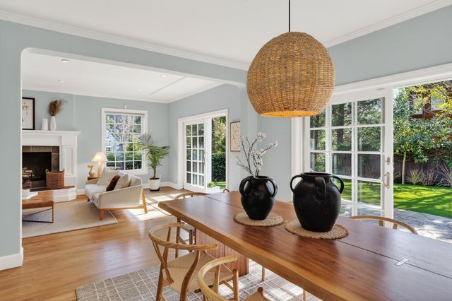 165 Cross Rd, Oakland, CA 94618