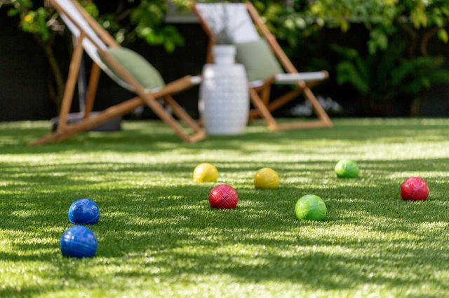 165 Cross Rd, Oakland, CA 94618