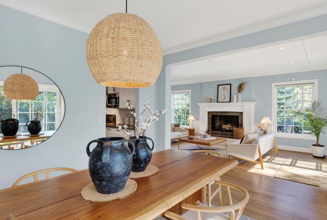 165 Cross Rd, Oakland, CA 94618