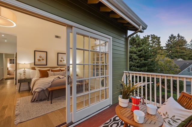 165 Cross Rd, Oakland, CA 94618