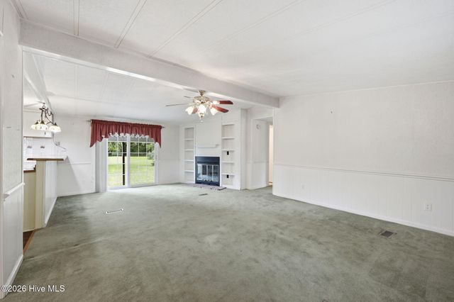 3526 Red Tip Lane, Farmville, NC 27828