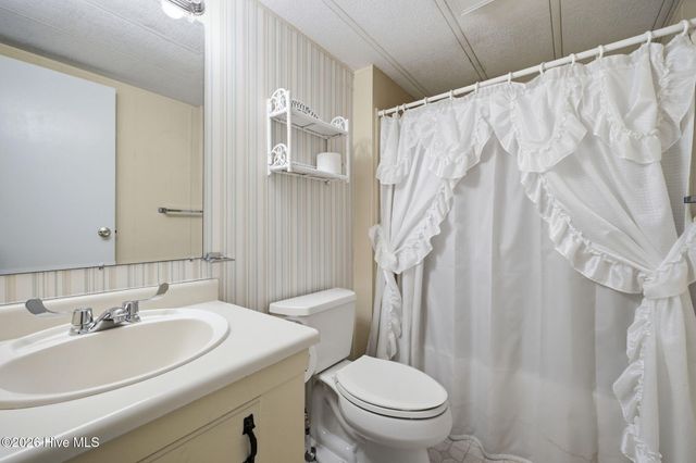 3526 Red Tip Lane, Farmville, NC 27828