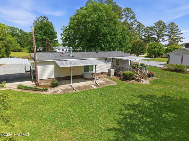 3526 Red Tip Lane, Farmville, NC 27828