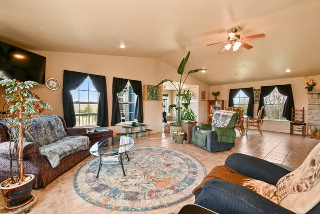 Rr1 Box 335 County Road 509 Road, Ava, MO 65608