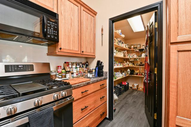 Rr1 Box 335 County Road 509 Road, Ava, MO 65608