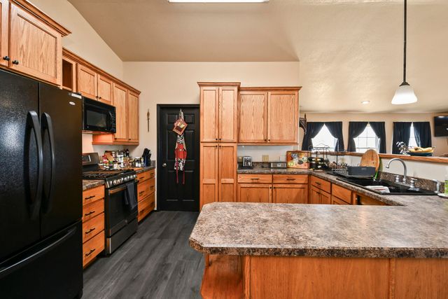 Rr1 Box 335 County Road 509 Road, Ava, MO 65608