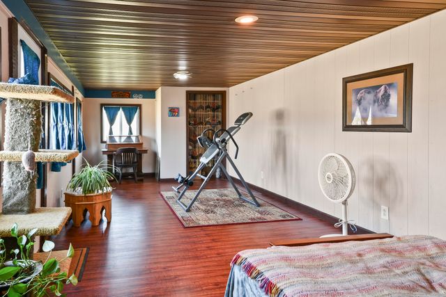 Rr1 Box 335 County Road 509 Road, Ava, MO 65608