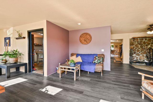 Rr1 Box 335 County Road 509 Road, Ava, MO 65608