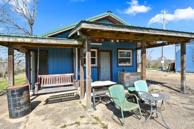 Rr1 Box 335 County Road 509 Road, Ava, MO 65608