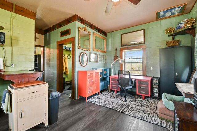 Rr1 Box 335 County Road 509 Road, Ava, MO 65608