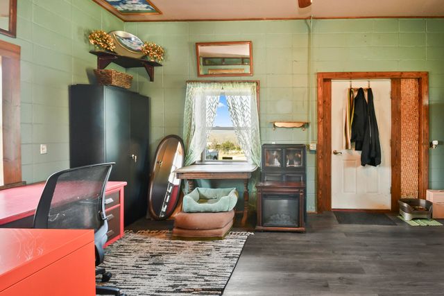 Rr1 Box 335 County Road 509 Road, Ava, MO 65608