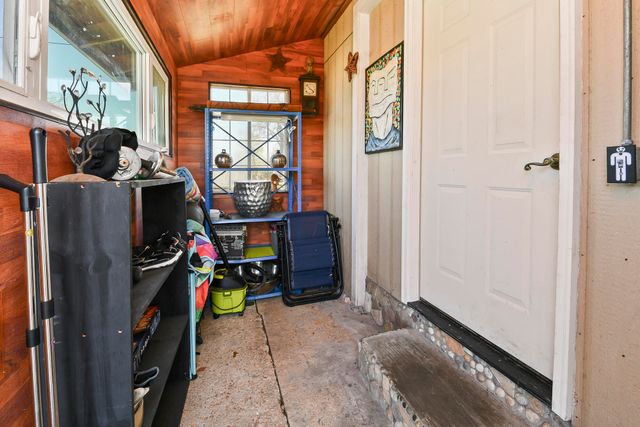 Rr1 Box 335 County Road 509 Road, Ava, MO 65608