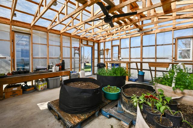 Rr1 Box 335 County Road 509 Road, Ava, MO 65608