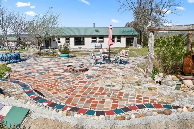 Rr1 Box 335 County Road 509 Road, Ava, MO 65608