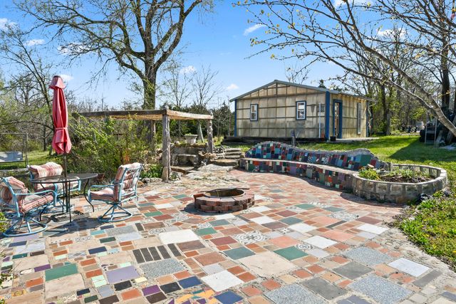 Rr1 Box 335 County Road 509 Road, Ava, MO 65608