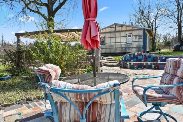 Rr1 Box 335 County Road 509 Road, Ava, MO 65608