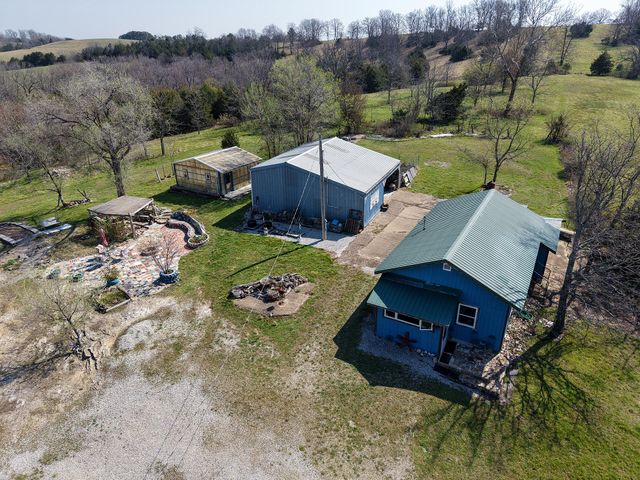 Rr1 Box 335 County Road 509 Road, Ava, MO 65608