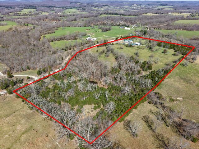 Rr1 Box 335 County Road 509 Road, Ava, MO 65608