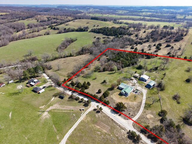 Rr1 Box 335 County Road 509 Road, Ava, MO 65608