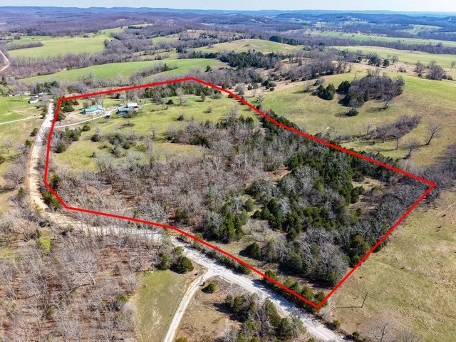 Rr1 Box 335 County Road 509 Road, Ava, MO 65608