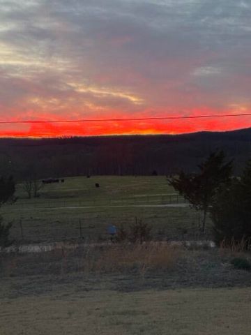 Rr1 Box 335 County Road 509 Road, Ava, MO 65608