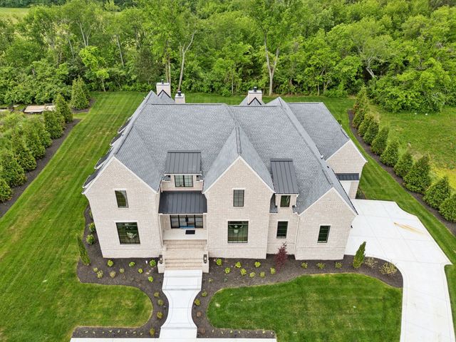 8901 Palmer Way, Brentwood, TN 37027