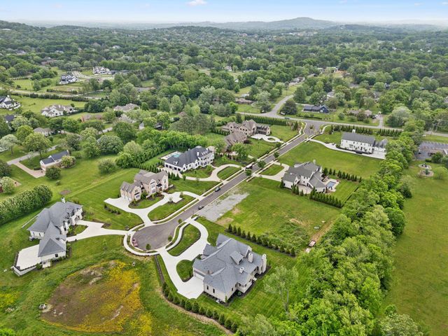 8901 Palmer Way, Brentwood, TN 37027
