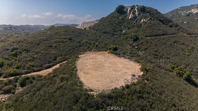 7 Hombre Ln, Murrieta, CA 92562