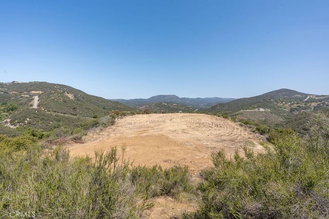 7 Hombre Ln, Murrieta, CA 92562