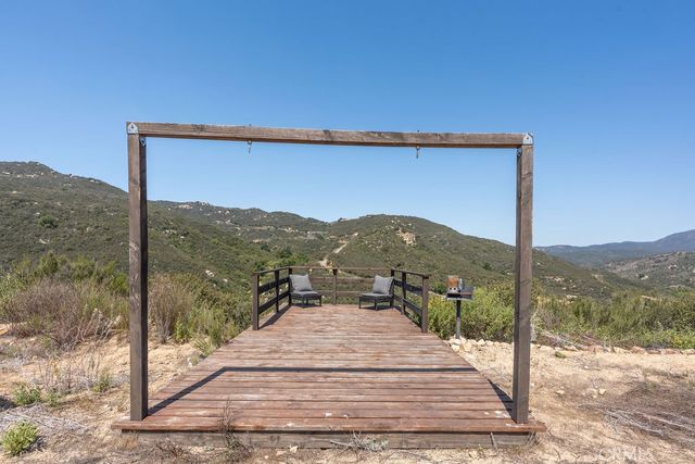 7 Hombre Ln, Murrieta, CA 92562