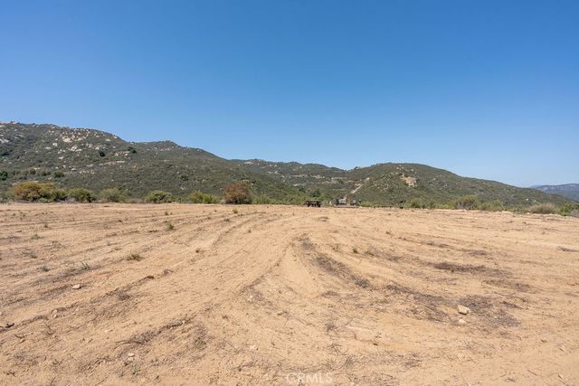 7 Hombre Ln, Murrieta, CA 92562