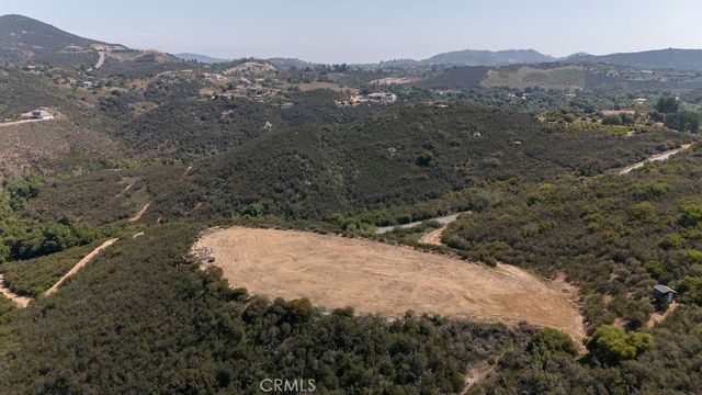 7 Hombre Ln, Murrieta, CA 92562