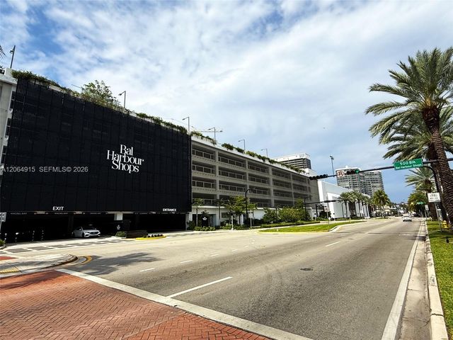 9901 W Bay Harbor Dr (2cover parking+storage) 401, Bay Harbor Islands, FL 33154
