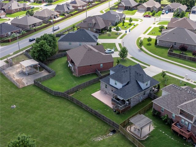 3601 SW Carter Road, Bentonville, AR 72713