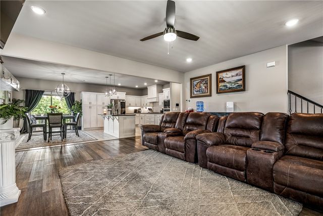 3601 SW Carter Road, Bentonville, AR 72713