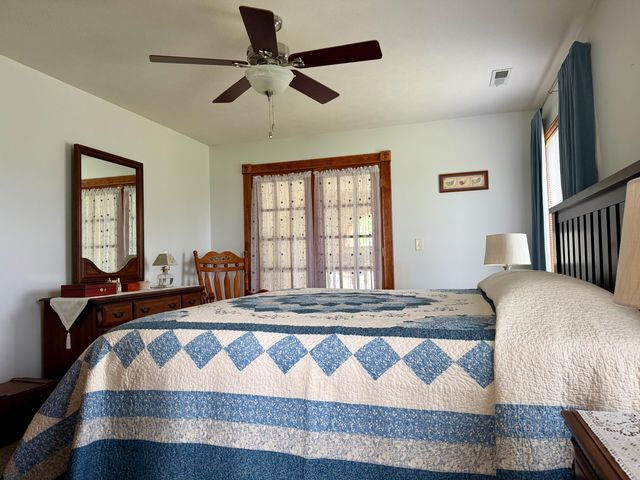1960 S Fernwood Drive, Knox, IN 46534