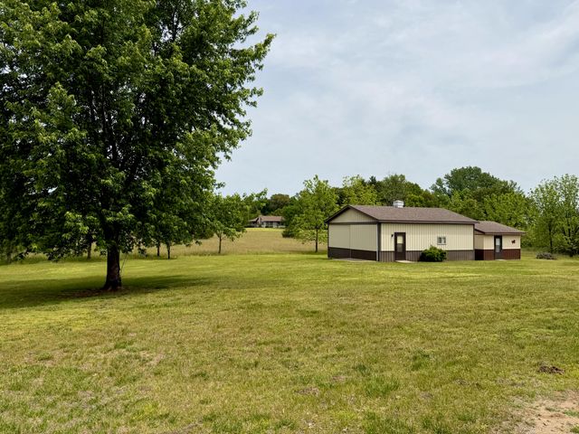 1960 S Fernwood Drive, Knox, IN 46534