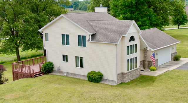 1960 S Fernwood Drive, Knox, IN 46534