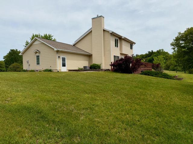 1960 S Fernwood Drive, Knox, IN 46534