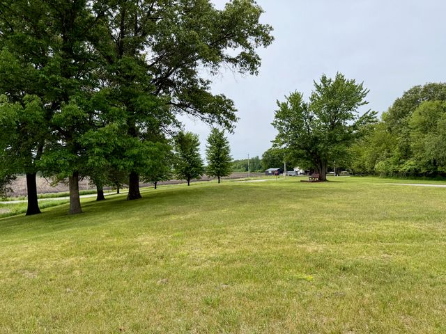1960 S Fernwood Drive, Knox, IN 46534