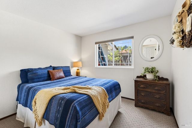 3406 Deerfield Ct, Napa, CA 94558