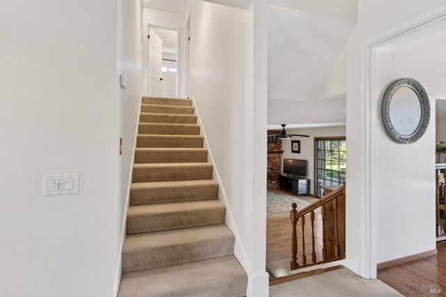 3406 Deerfield Ct, Napa, CA 94558