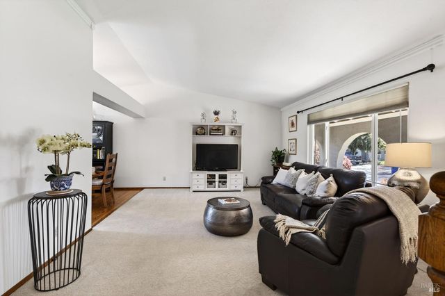 3406 Deerfield Ct, Napa, CA 94558