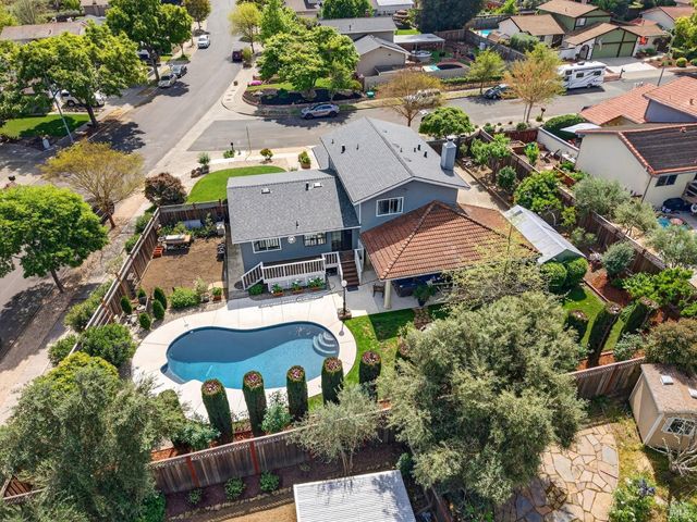 3406 Deerfield Ct, Napa, CA 94558