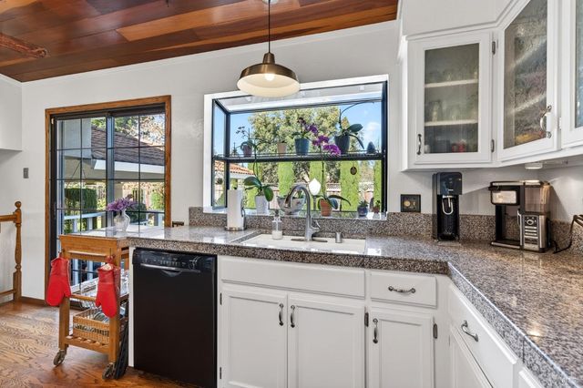 3406 Deerfield Ct, Napa, CA 94558