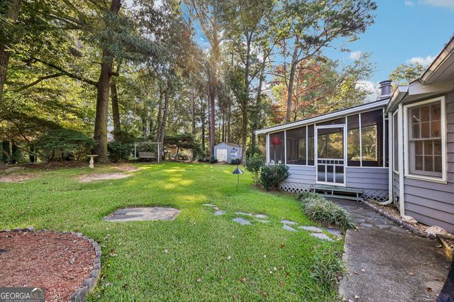 3256 Village Glen Trail, Snellville, GA 30039