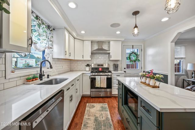 38 Ocean Boulevard, Keyport, NJ 07735